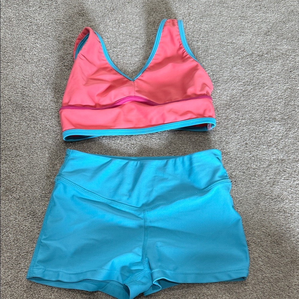 Girls Dance Wear
Ohh La La brand
Matching sports bra and dance shorts